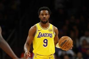 维拉诺瓦：布朗尼怎么有资格进NBA？他大学场均5分还有心脏问题